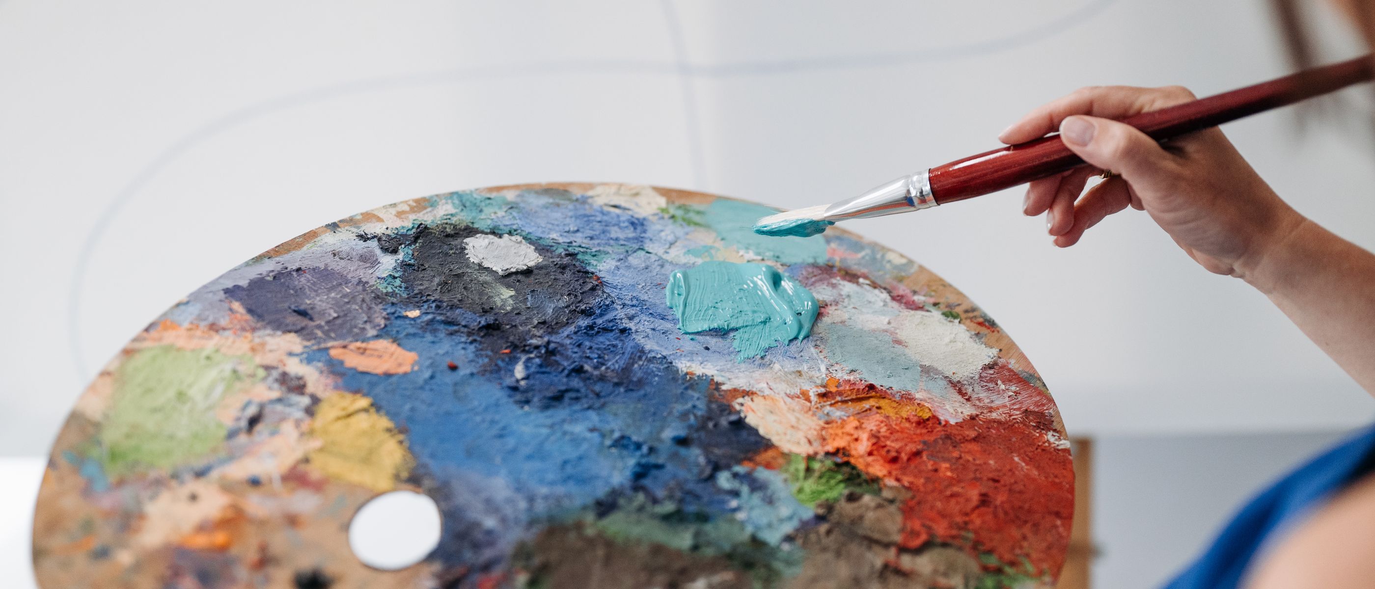 Painters and Decorators in Leytonstone — clean edges cut in around trim and sockets