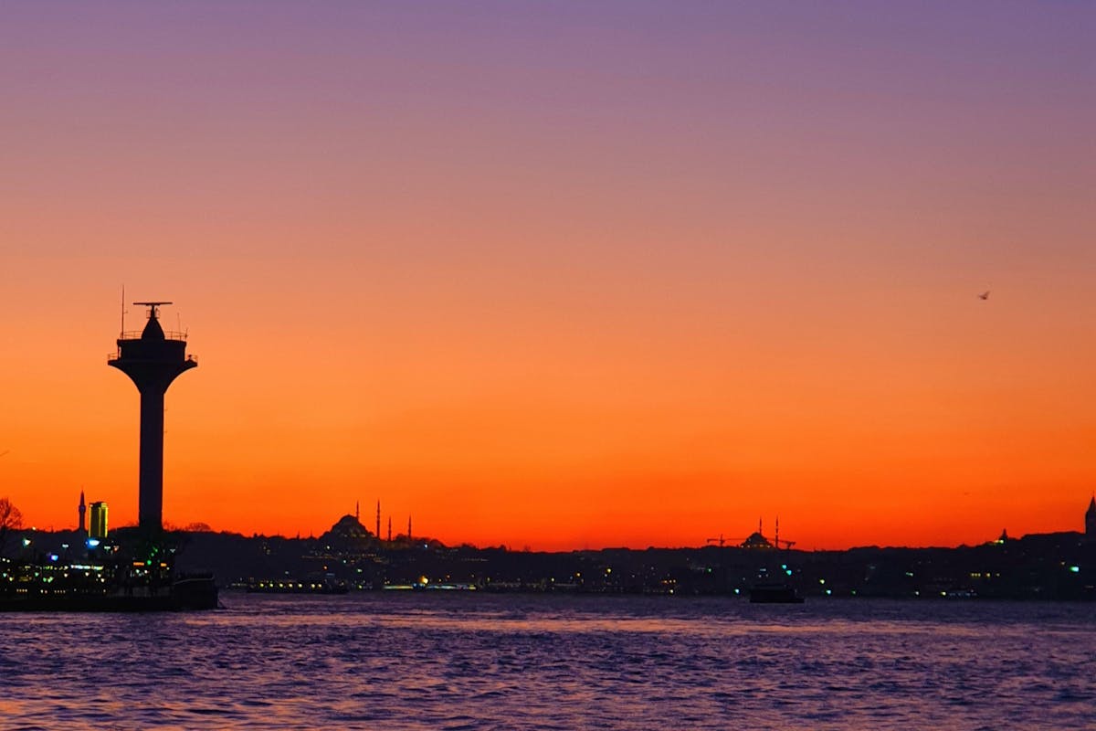 埃隆·馬斯克Grok AI深度偽造色情爭議:2026年AI濫用風險與產業衝擊剖析 埃隆·馬斯克Grok AI深度偽造色情爭議:2026年AI濫用風險與產業衝擊剖析