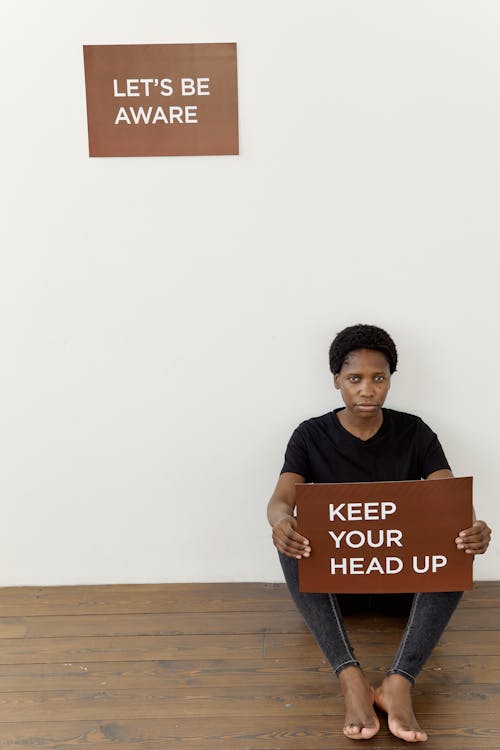 Foto profissional grátis de afro-americano, apoio ao câncer, bandeira