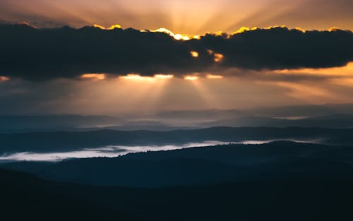 Gratis lagerfoto af bjerg, dækker, dækket