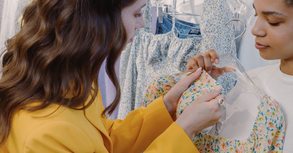 How Do I Let Shoppers Mark an Order as a Gift on the Product Page?