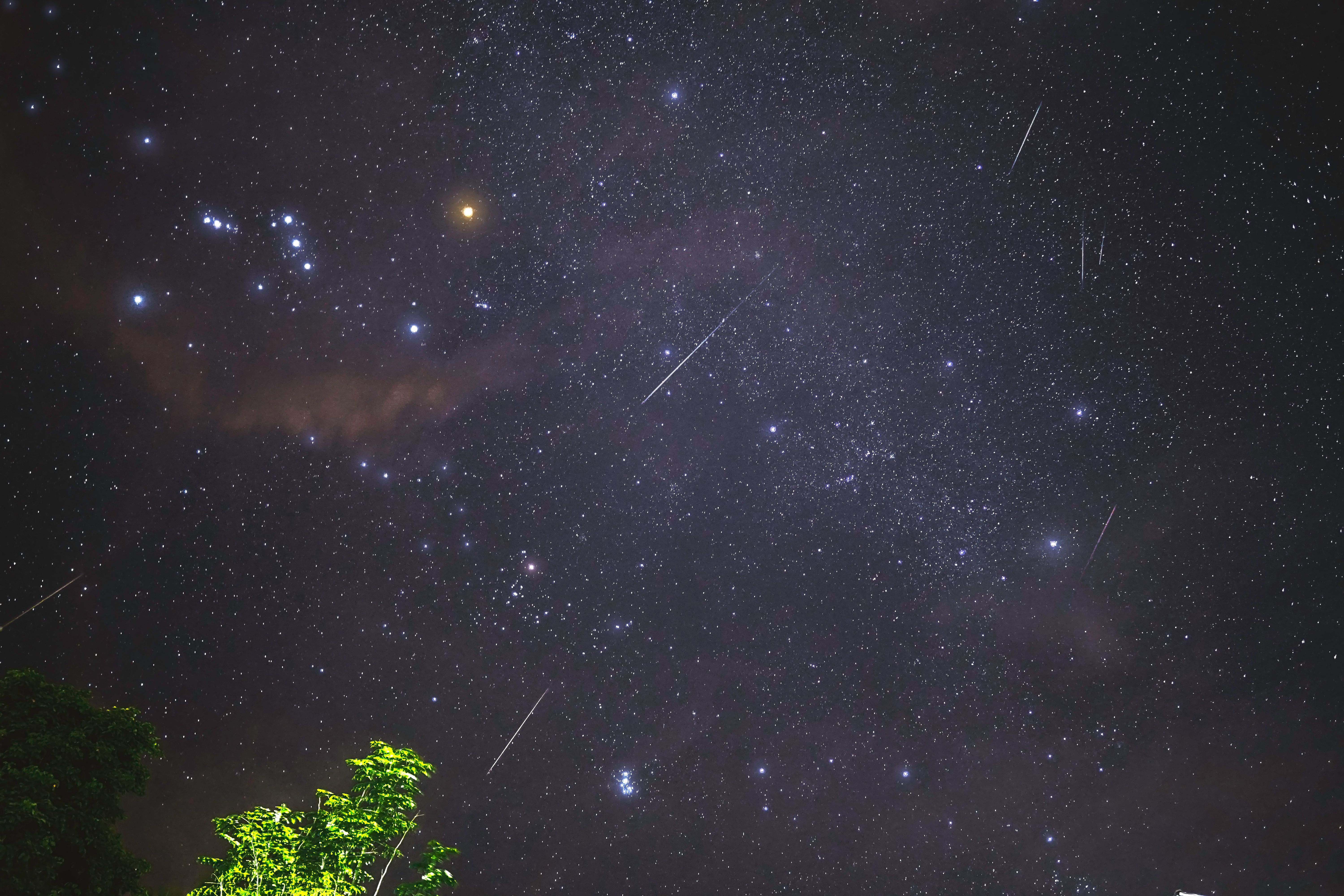 Eesti ja Läti taevas helendas haruldane meteoor