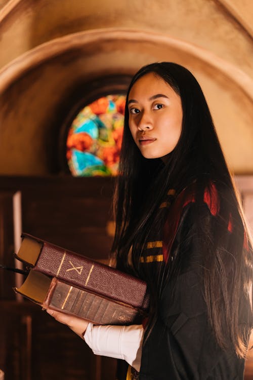 Brunette with Spellbooks