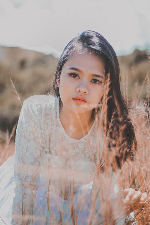 Free Photography of a Woman Wearing White Dress Stock Photo