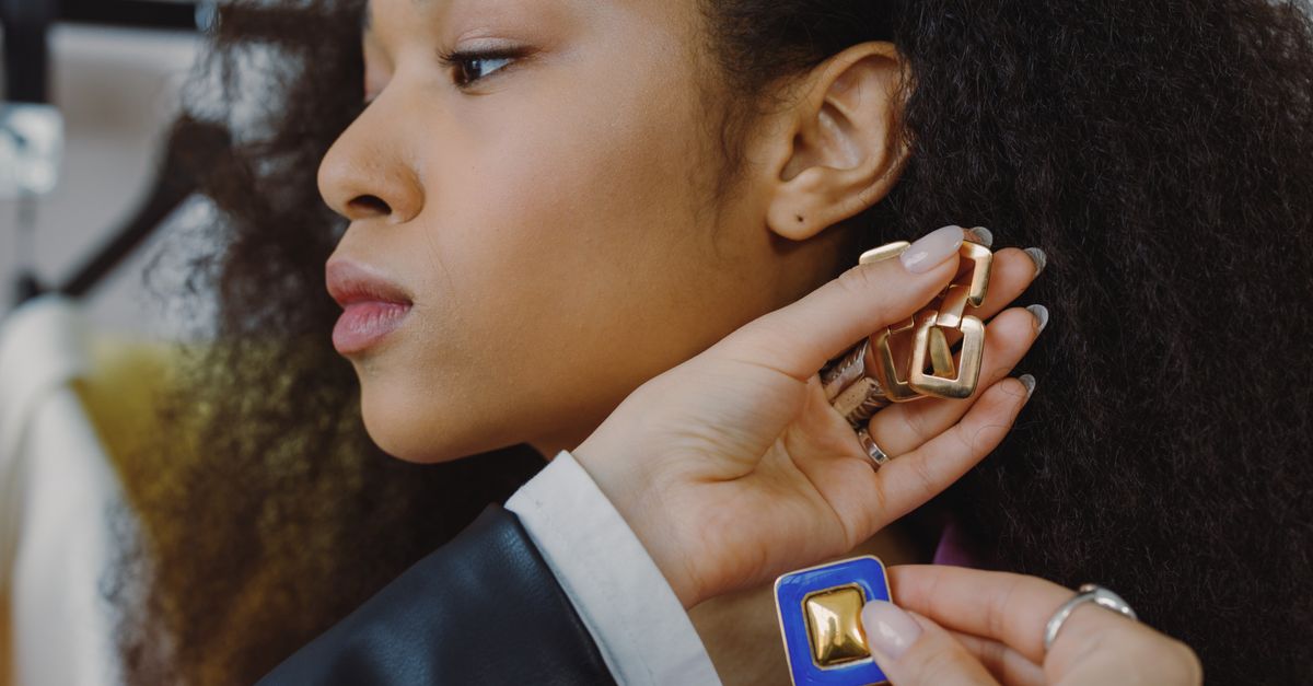 Cómo elegir accesorios que realzan tu estilo personal