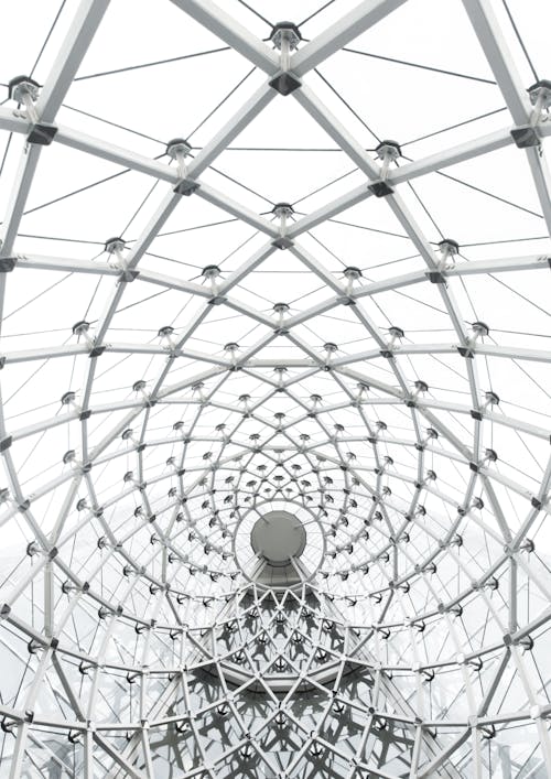 Architectural Design of a Building with Whirl Ceiling