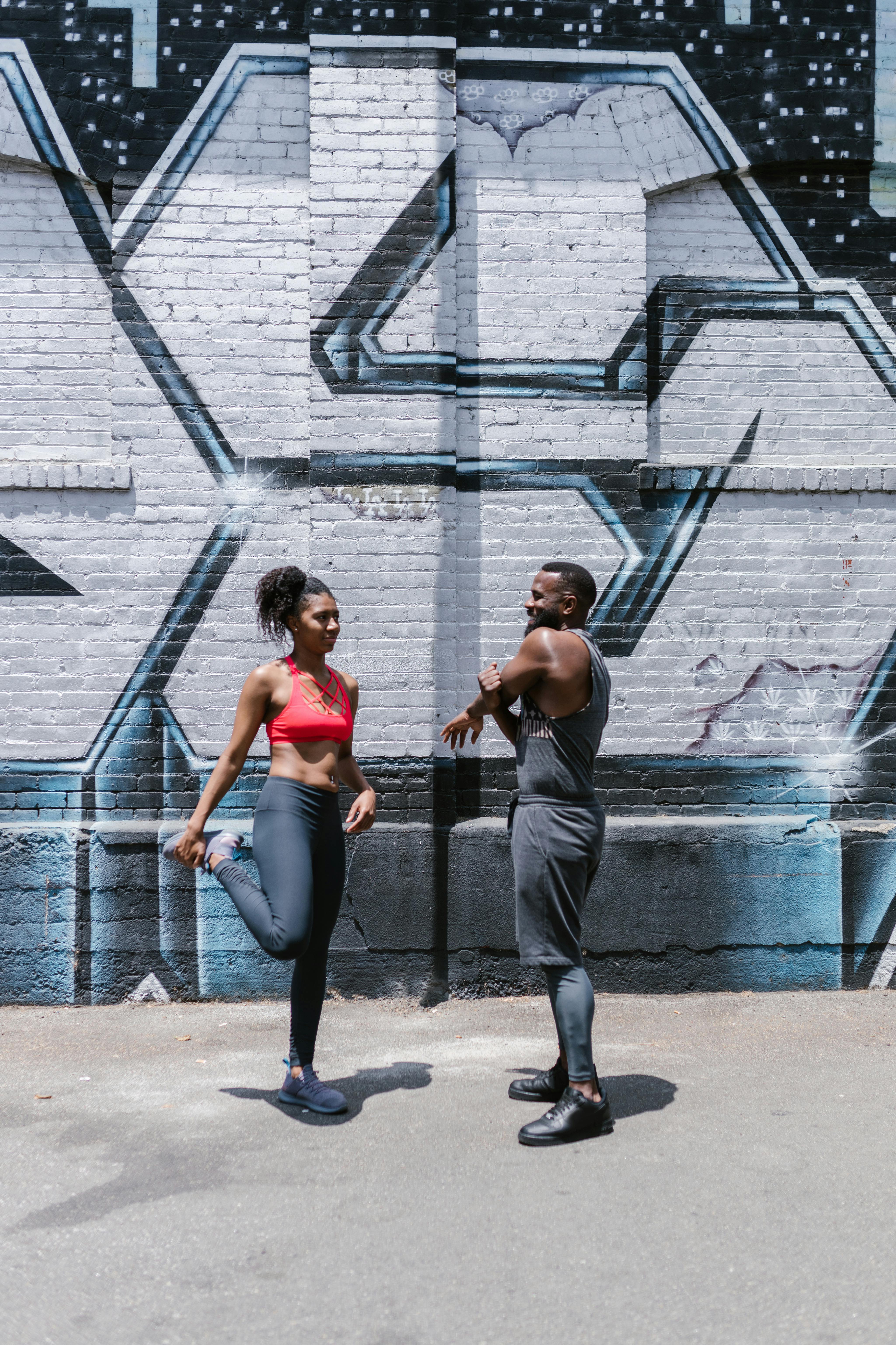 Is strong eye contact flirting?