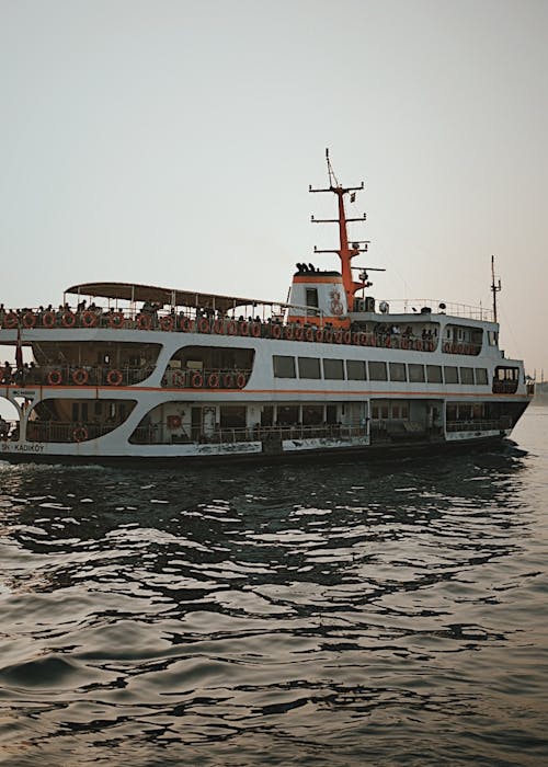 Photos gratuites de embarcation, espace extérieur, ferry-boat