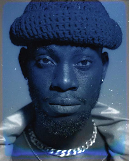 Бесплатное стоковое фото с афро-американский мужчина, вязаная шапка, глаза