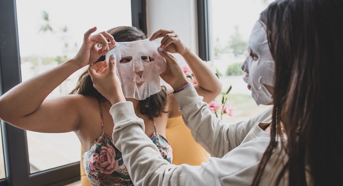 Illustration, masque de grossesse visage