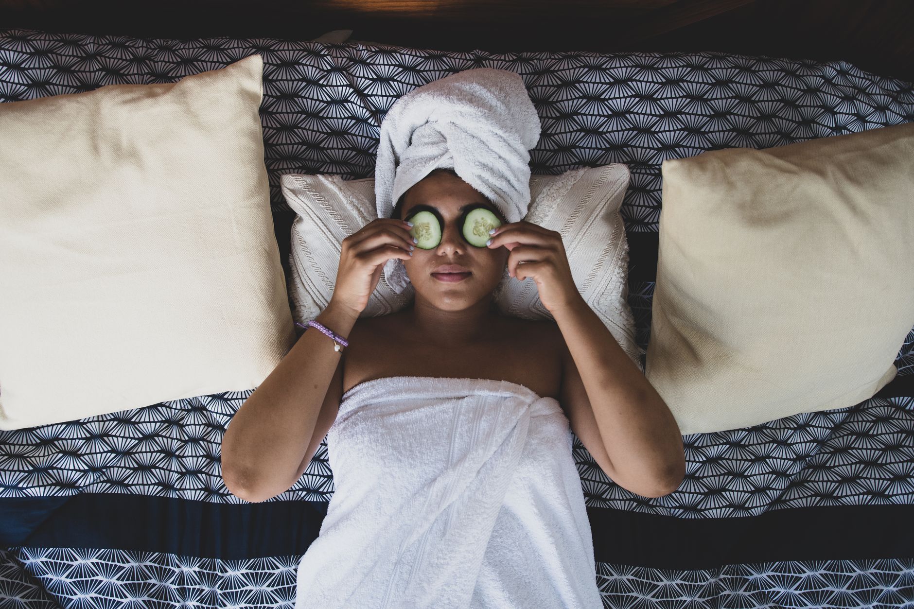 Cool & Refreshing: The Amazing Benefits of Cucumber Face Masks