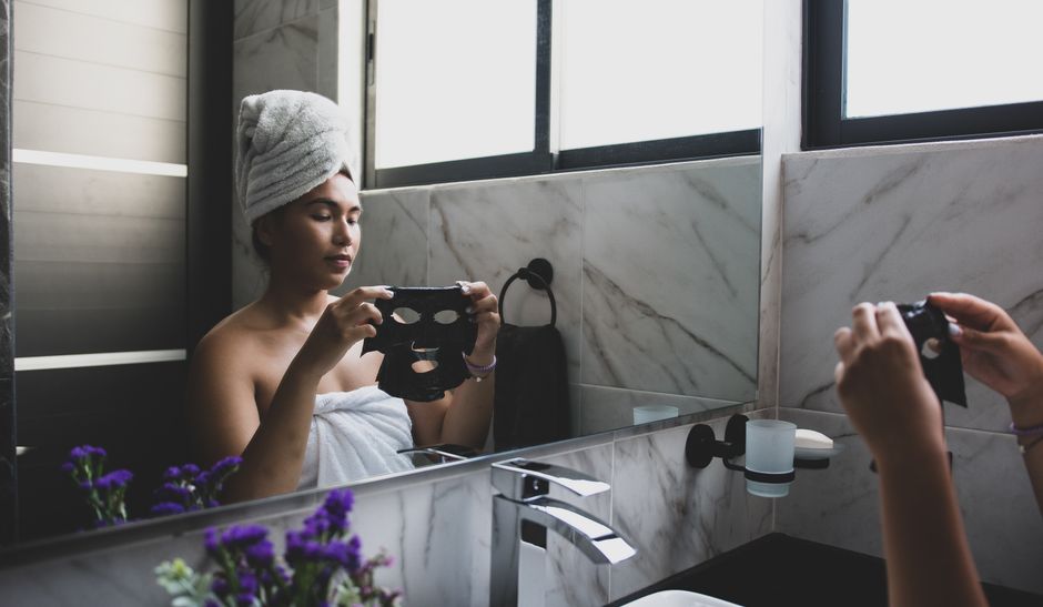 Skincare como meditação: uma rotina consciente para mulheres