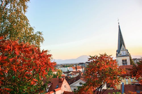 kilise içeren Ücretsiz stok fotoğraf