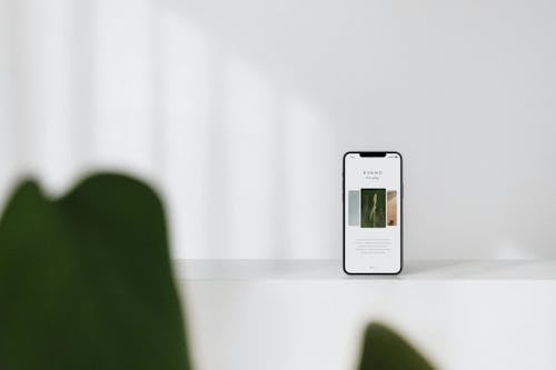 スマートフォン, 画面, 白色の背景の無料の写真素材