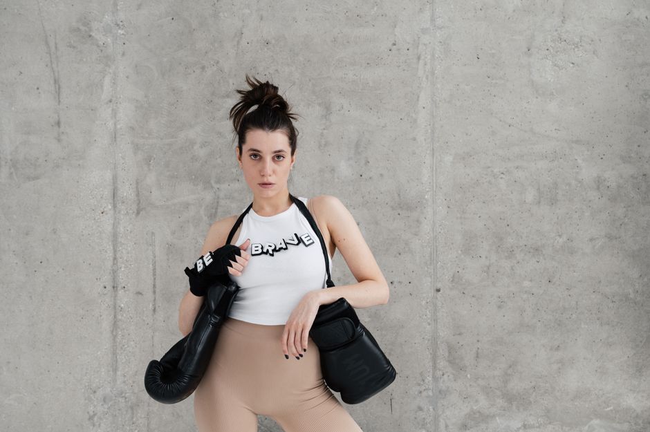 Como combinar acessórios fitness ao seu estilo diário