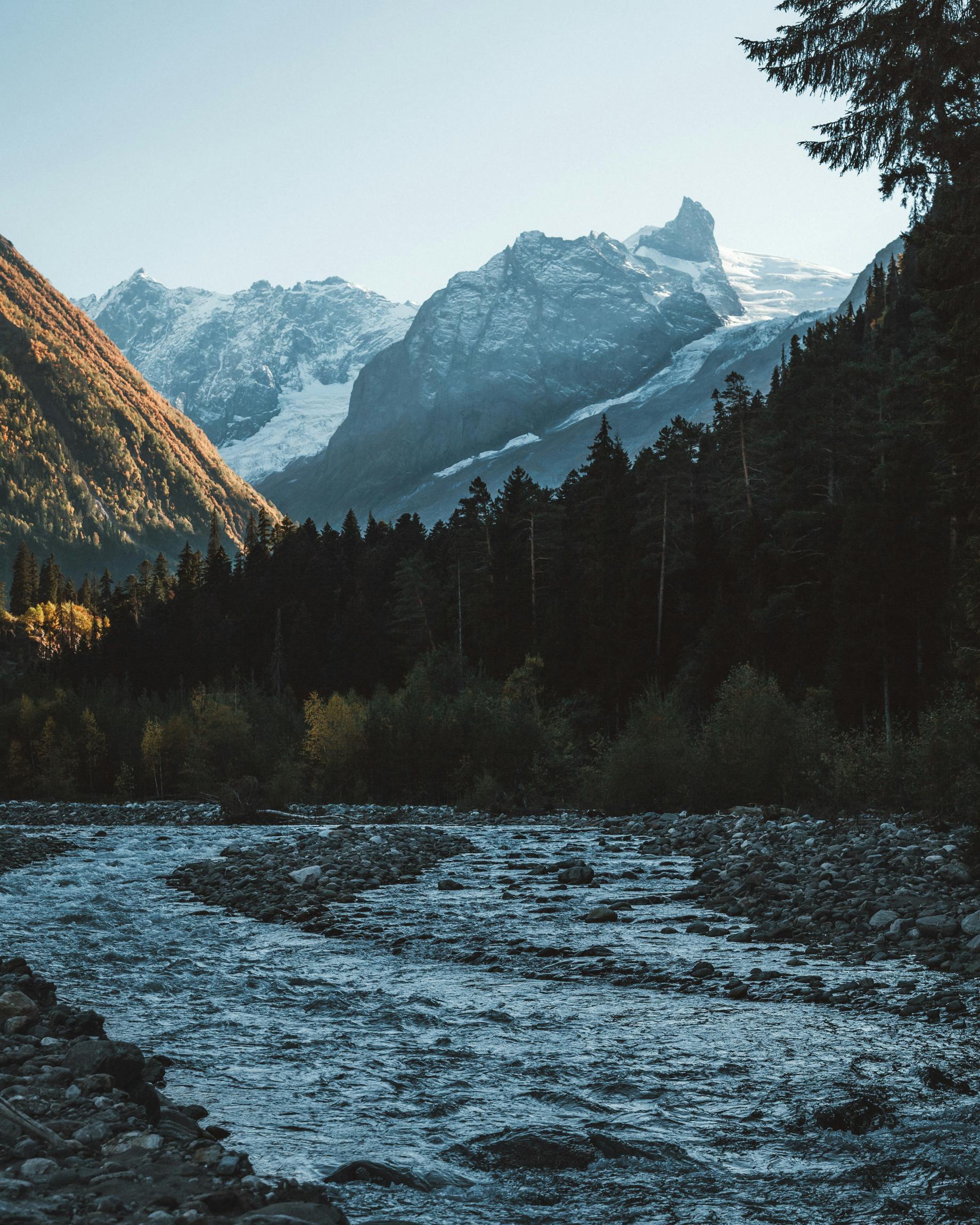 Rocky Mountain Ranges · Free Stock Photo