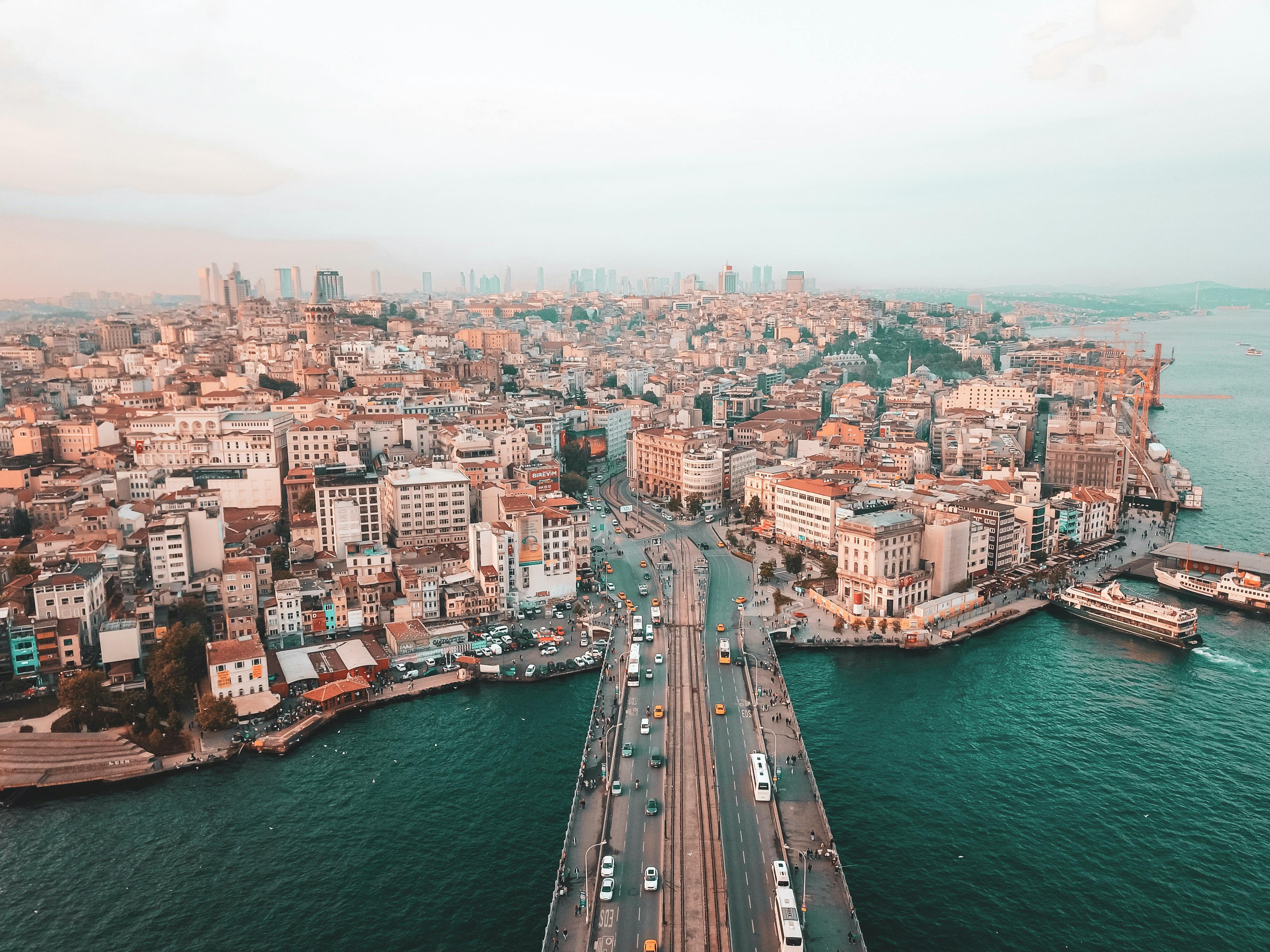 general travel agency — Photo by Azim Keskin on Pexels