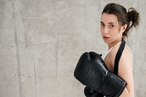 Photos gratuites de femme, féroce, gants de boxe