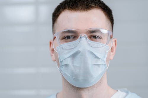 Doctor wearing Face Mask