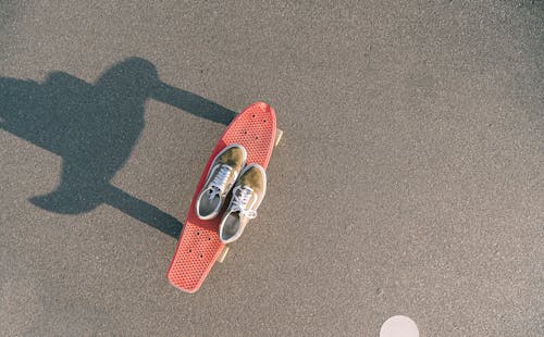 Gratis stockfoto met boven het hoofd, schoeisel, skateboard