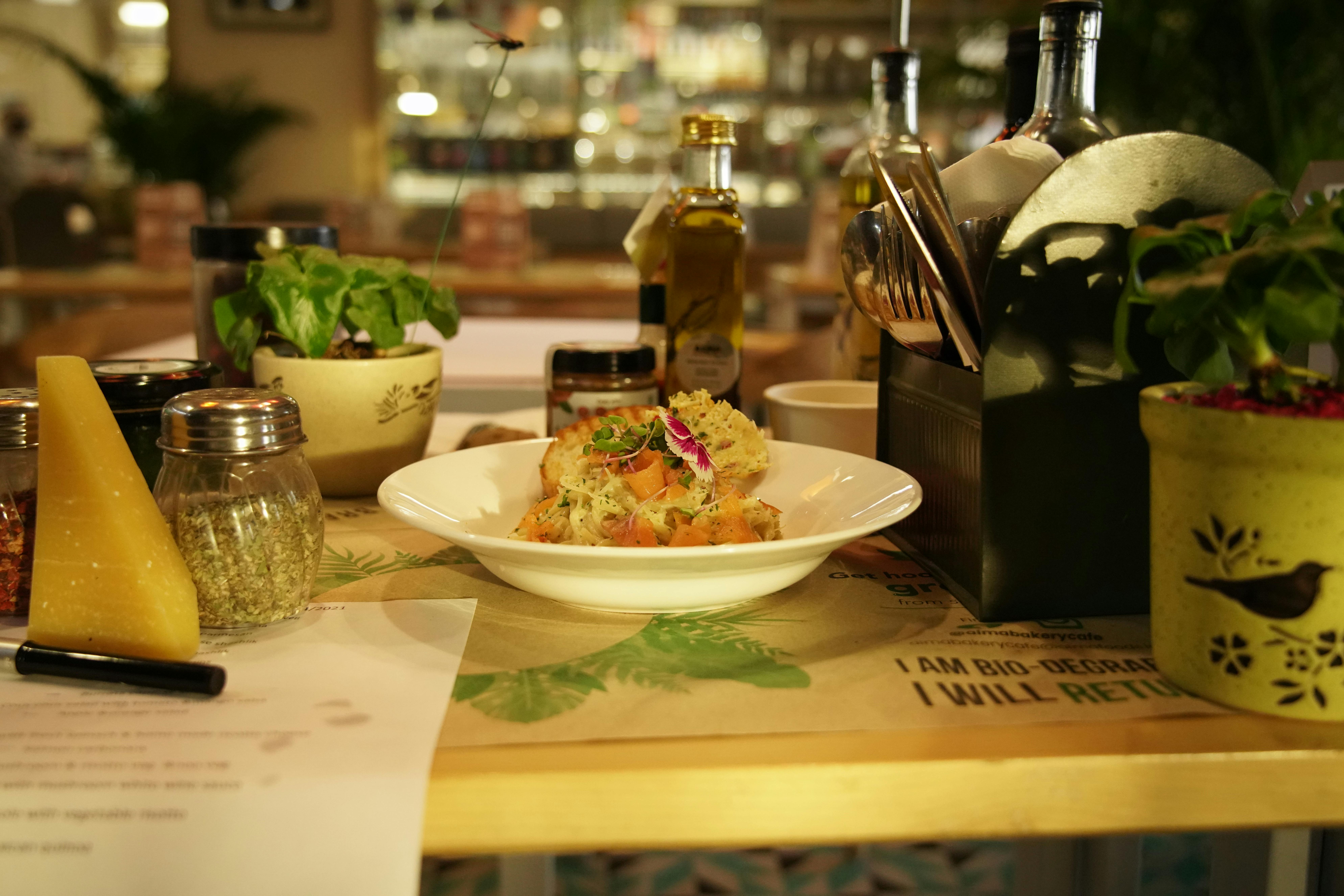 Costa Vida Restaurant Interior