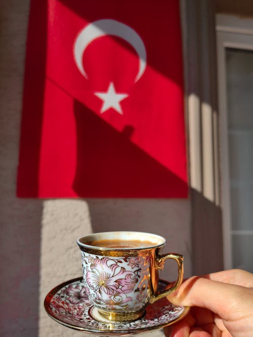 Foto profissional grátis de bandeira da turquia, café, caneca
