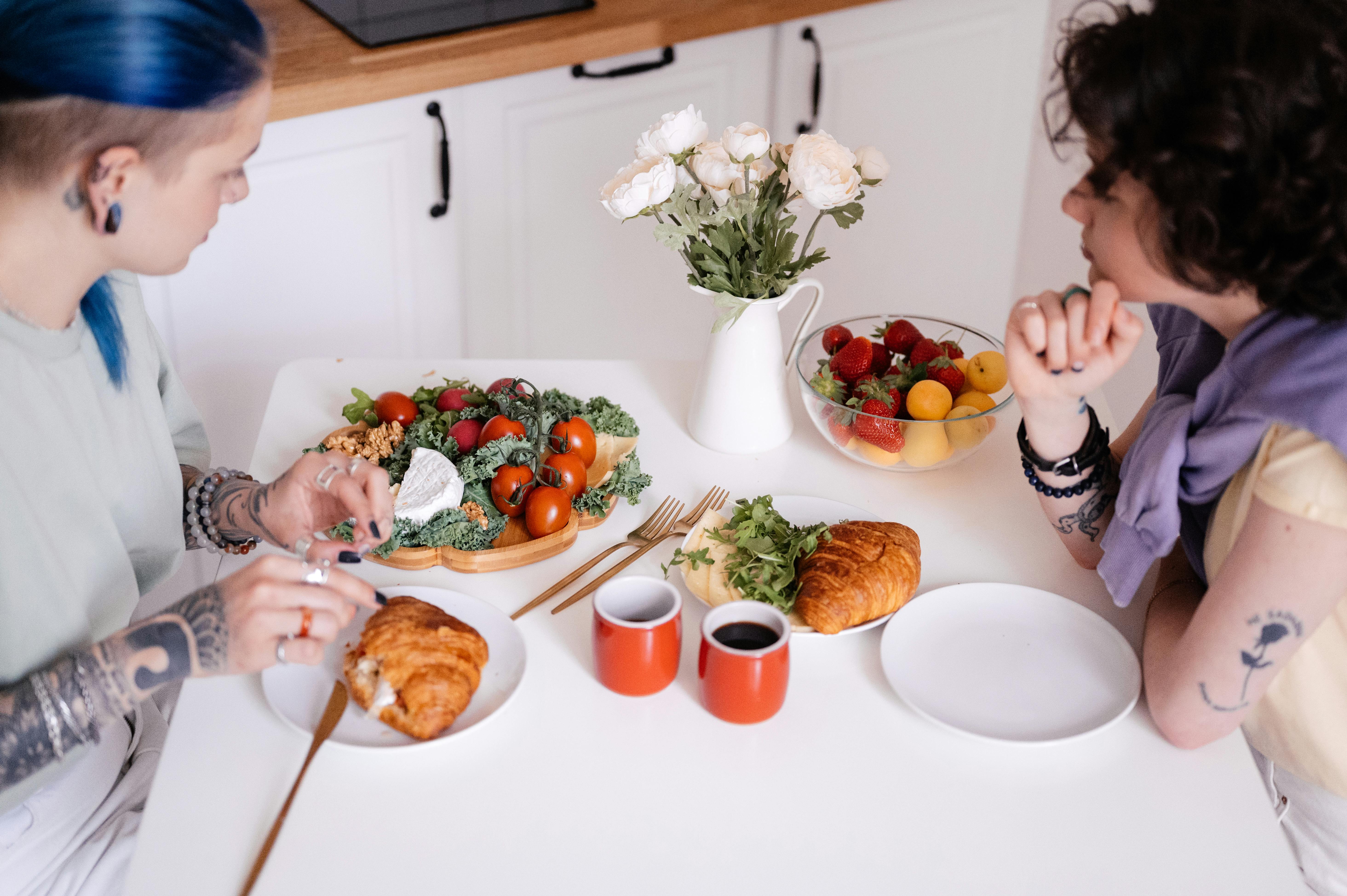 ModifyHealth Review: A Dietitian’s Take on Meal Delivery for Specialized Diets — Photo by SHVETS production on Pexels