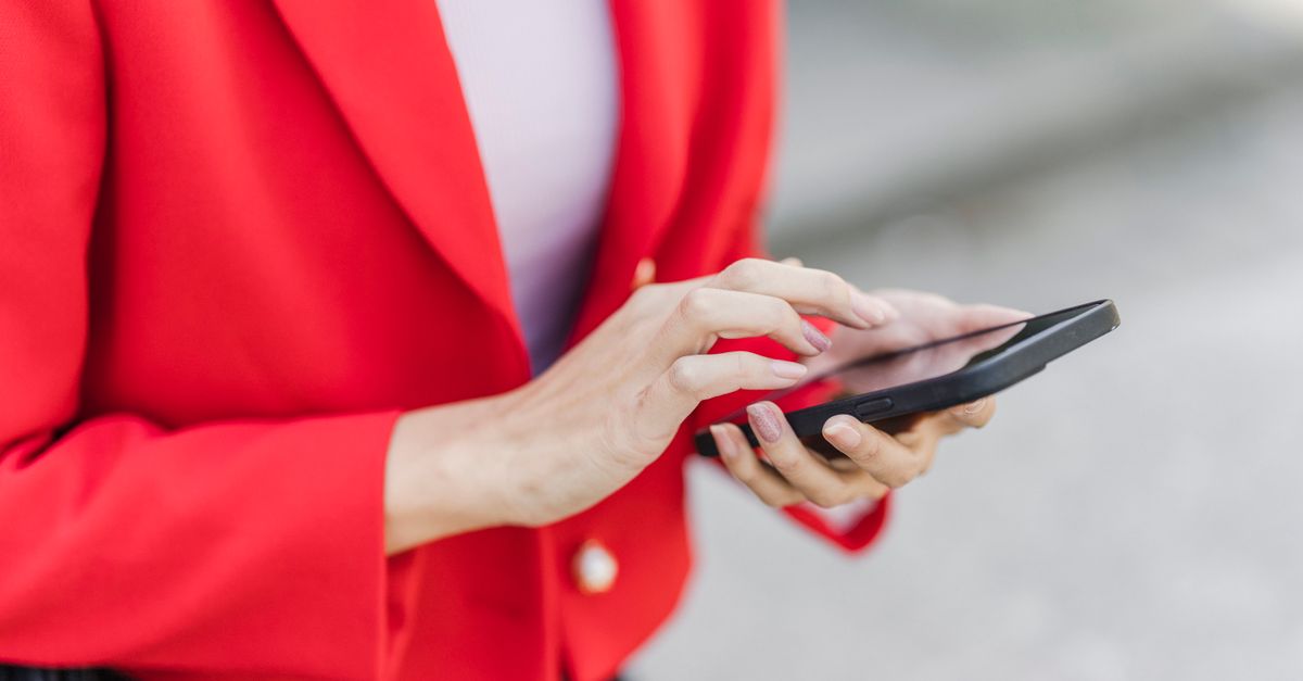 How to Embrace a Mobile-First Lifestyle Effectively
