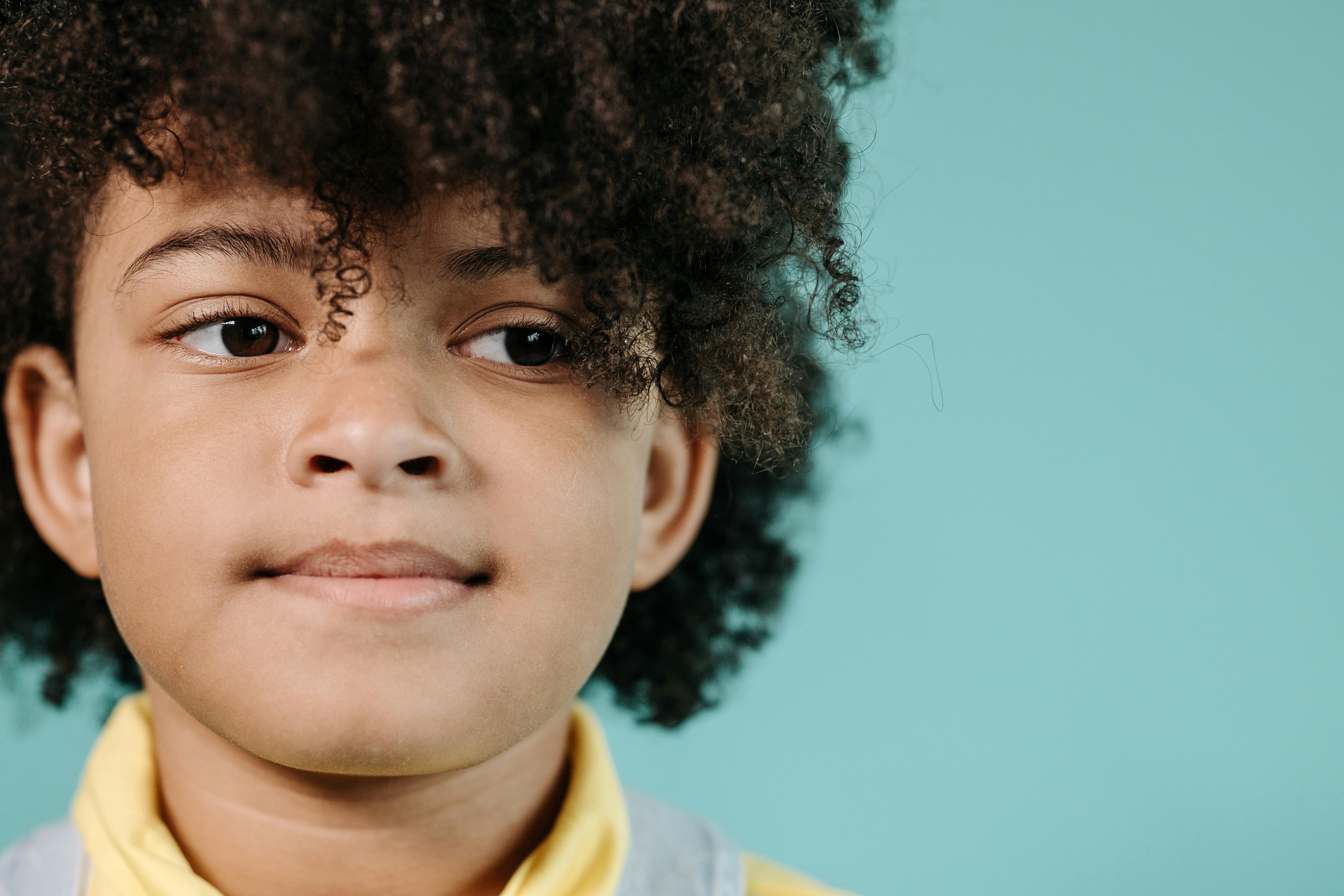 수학 문제를 보며 인공지능학과 유학을 고민하는 학생