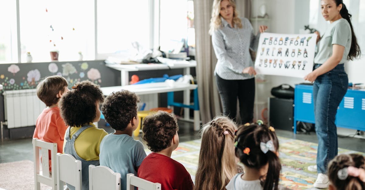 How much do preschool teachers make a year
