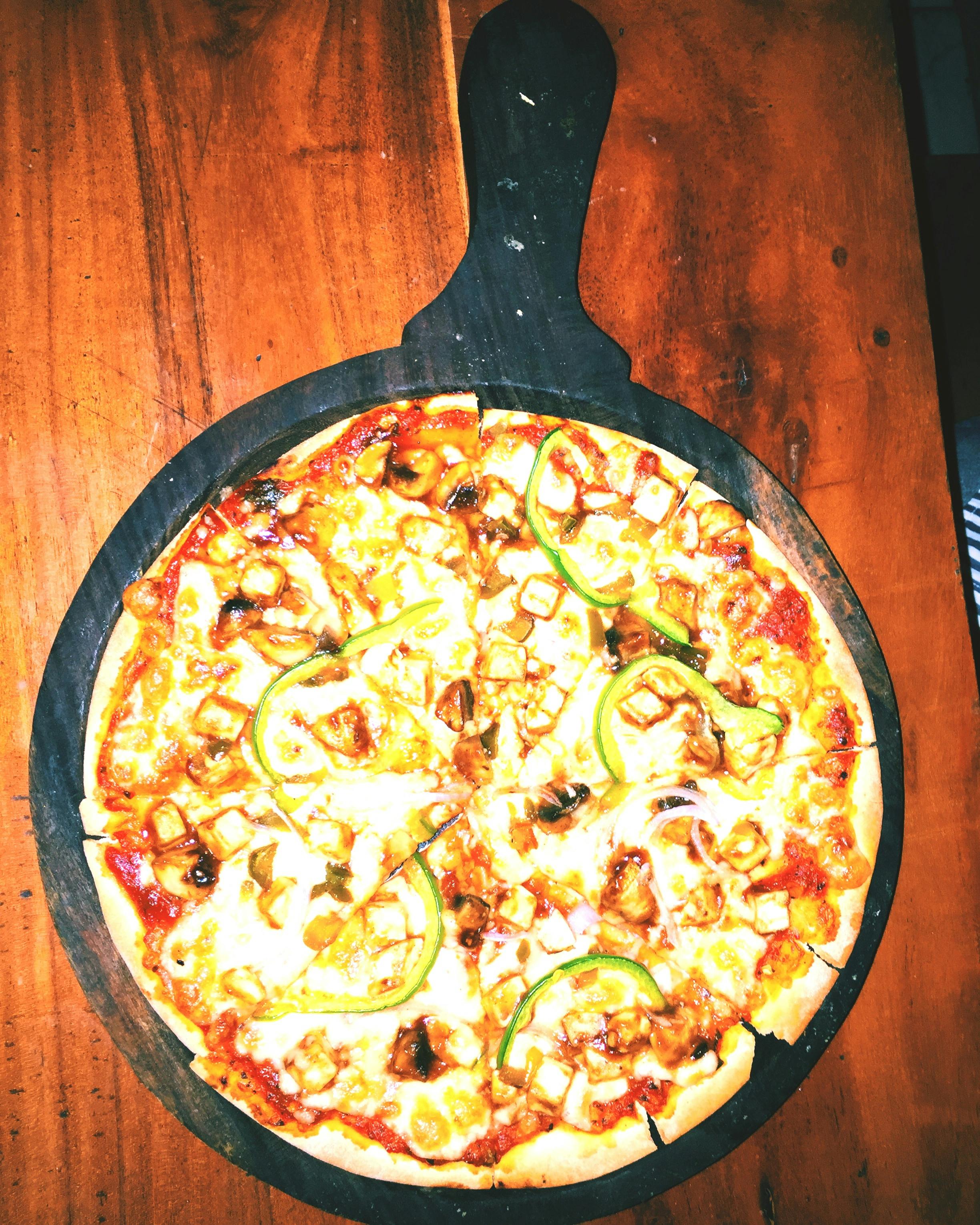 Free stock photo of #food #foodporn #pizza #iphone #love #panpizza