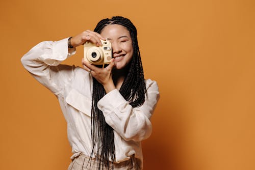 бесплатная Бесплатное стоковое фото с азиатка, в помещении, выражение лица Стоковое фото