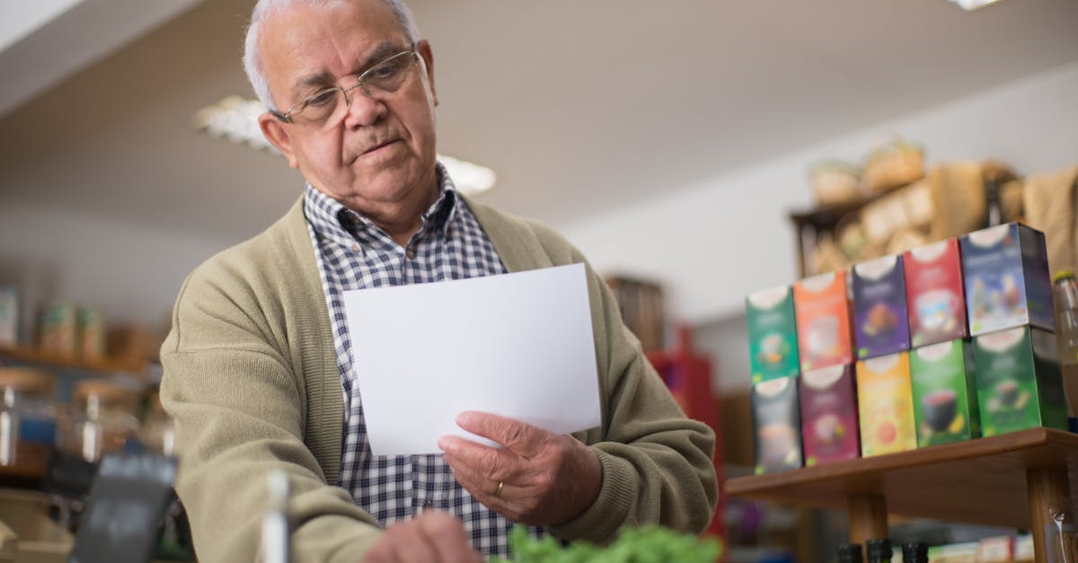 政治:中東衝突將推高雜貨帳單:生活成本或增幅達20%