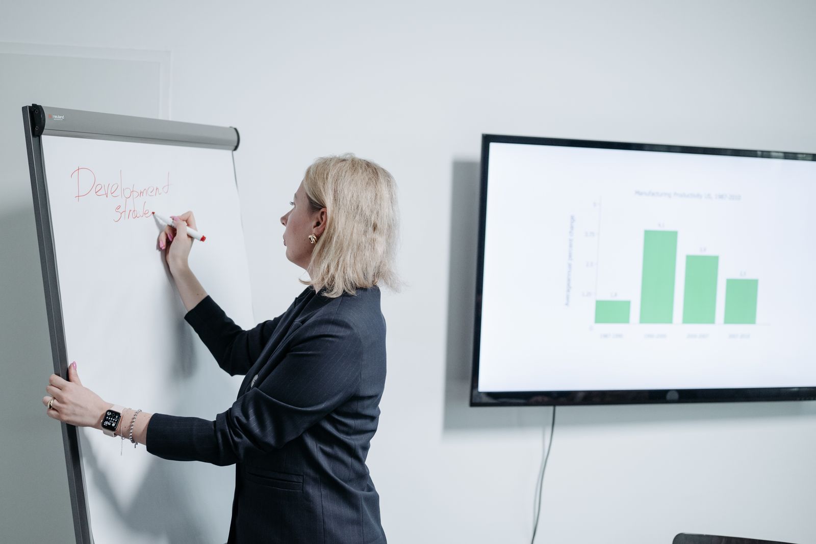 When Metric Definitions Drift: Catching Semantic Changes Before the Board Pack