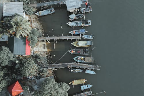 balıkçı tekneleri, deniz araçları, drone çekimi içeren Ücretsiz stok fotoğraf