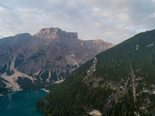Darmowe zdjęcie z galerii z chropowaty, góry, jezioro