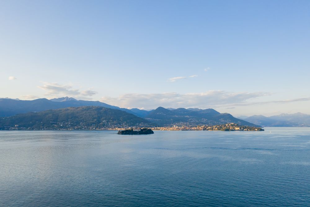 Isola Madre cu grădina botanică și palatul, pe Lacul Maggiore