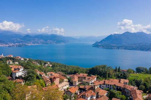 Immagine gratuita di cielo azzurro, cittadina, fotografia aerea