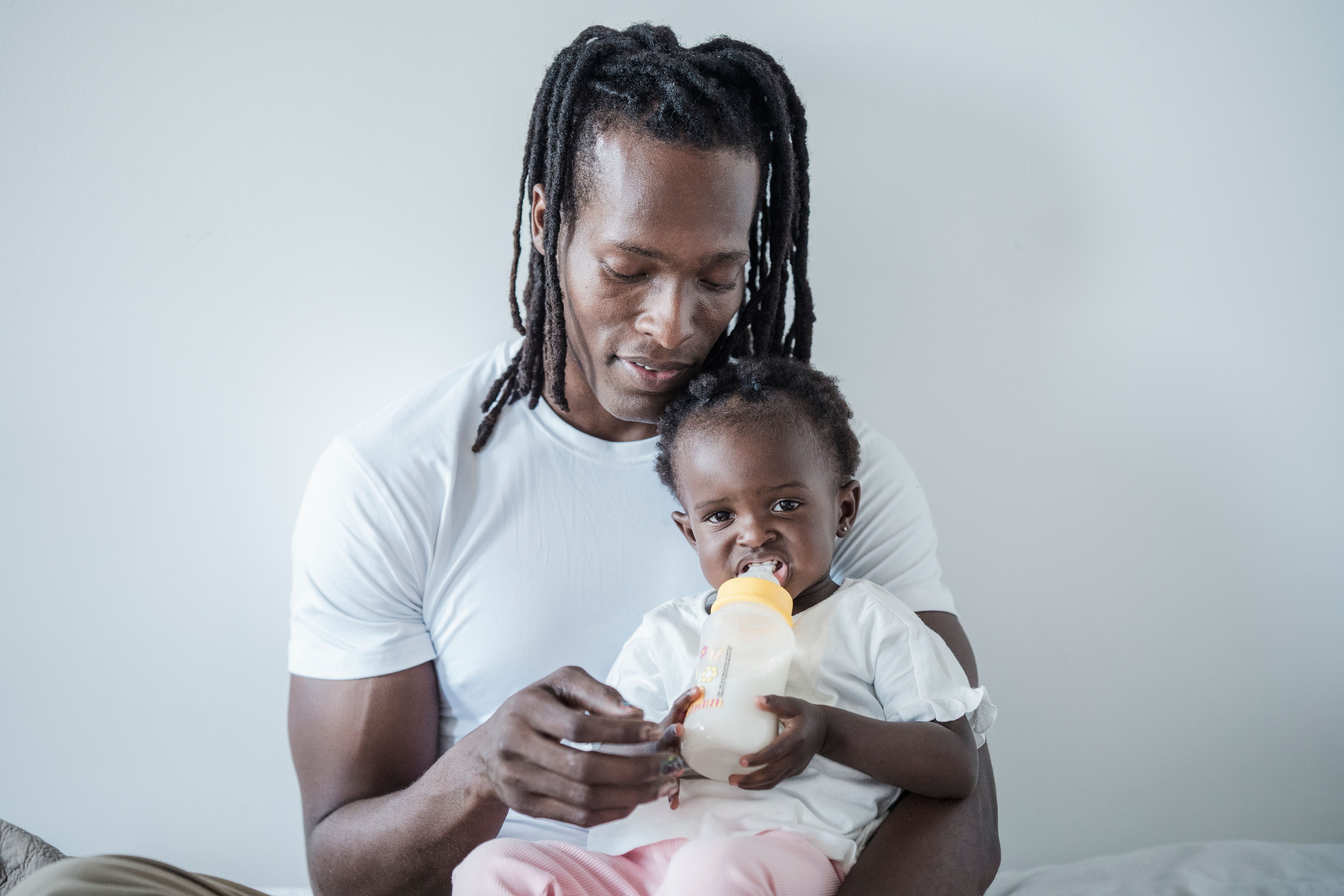 Keeping Baby's Milk Cool on the Go: A Guide to the Best Bottle Cooler Bags