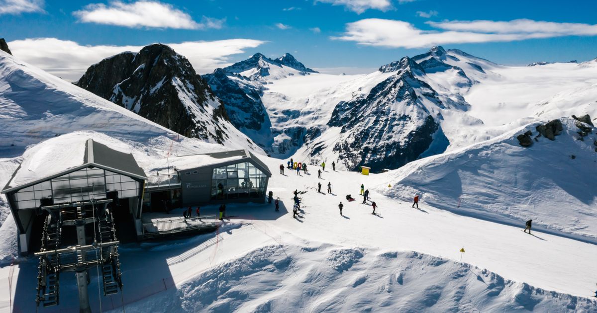 How to Choose Your First Ski Resort
