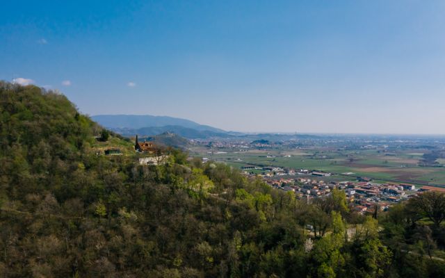 Vendere casa a Sovizzo: guida al mercato 2026 – Keyspace – Agenzia immobiliare a Vicenza e provincia paese collina veneto residenziale
