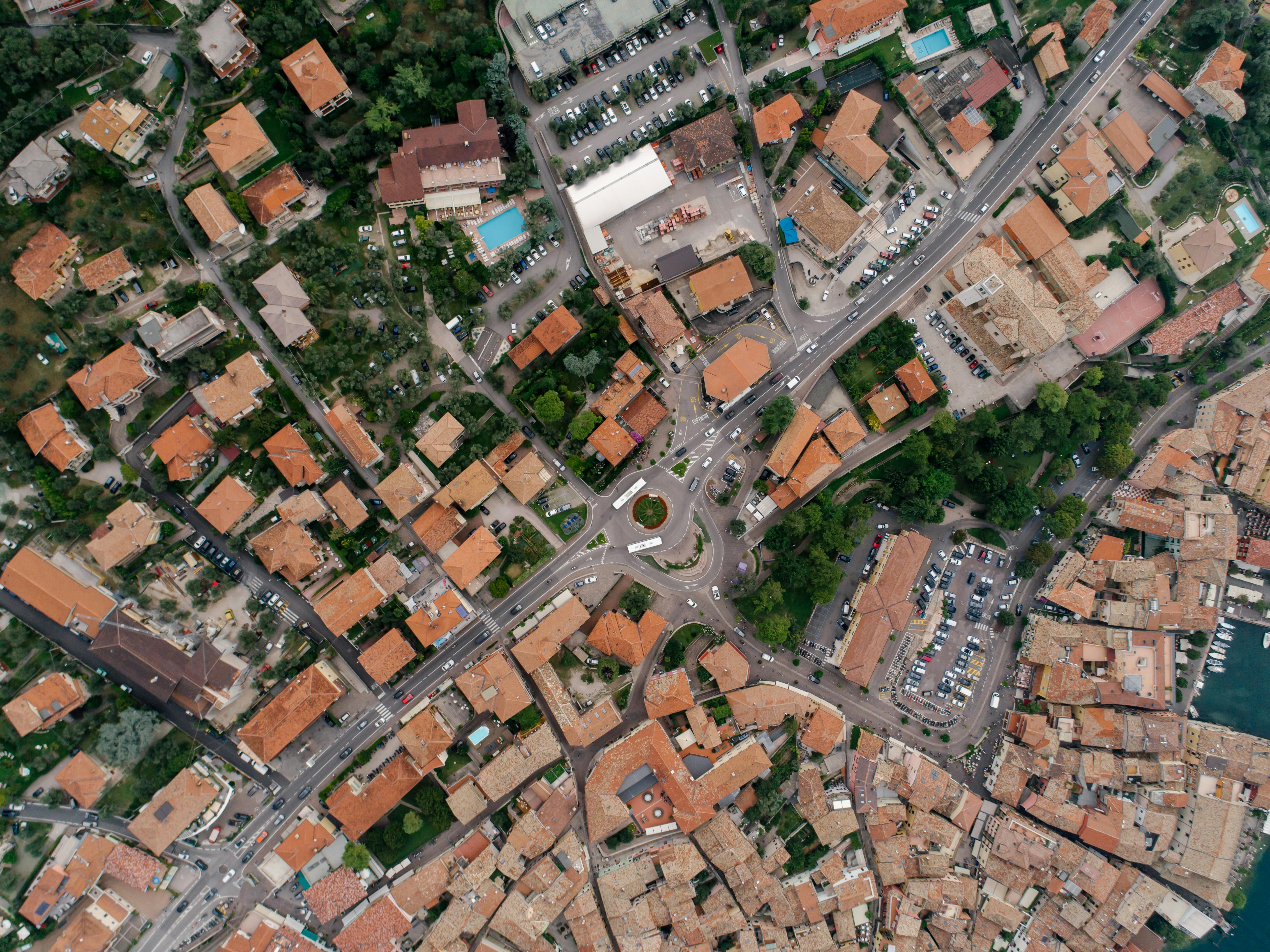 Urban Climate Resilience in Europe — Photo by Mikhail Nilov on Pexels
