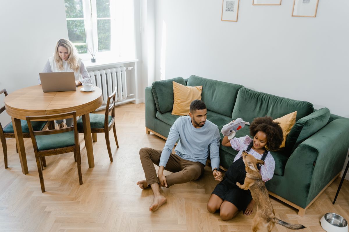 student moves in Crofton Park — Student Moves in Crofton Park — the working end of the job