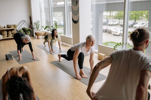 Imagine de stoc gratuită din atenție, calm, covor de yoga