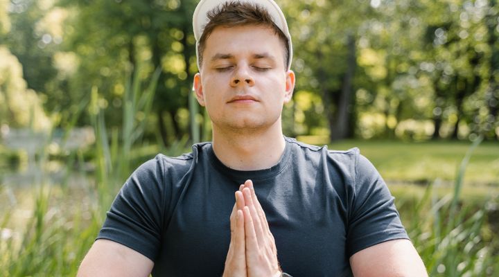 Méditation et pleine conscience pour débutants : démystifier la pratique et commencer simplement