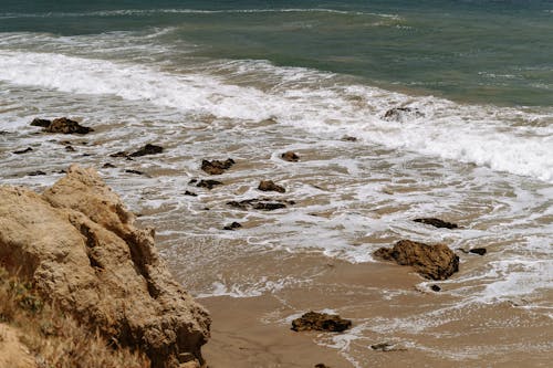 Безкоштовне стокове фото на тему «берег, камені, махати»