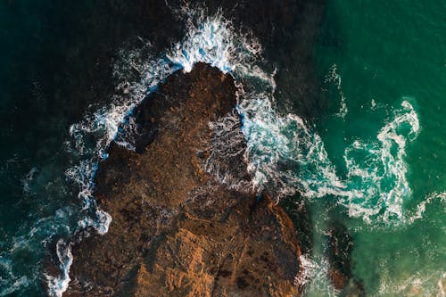 Бесплатное стоковое фото с водоем, волны, живописный