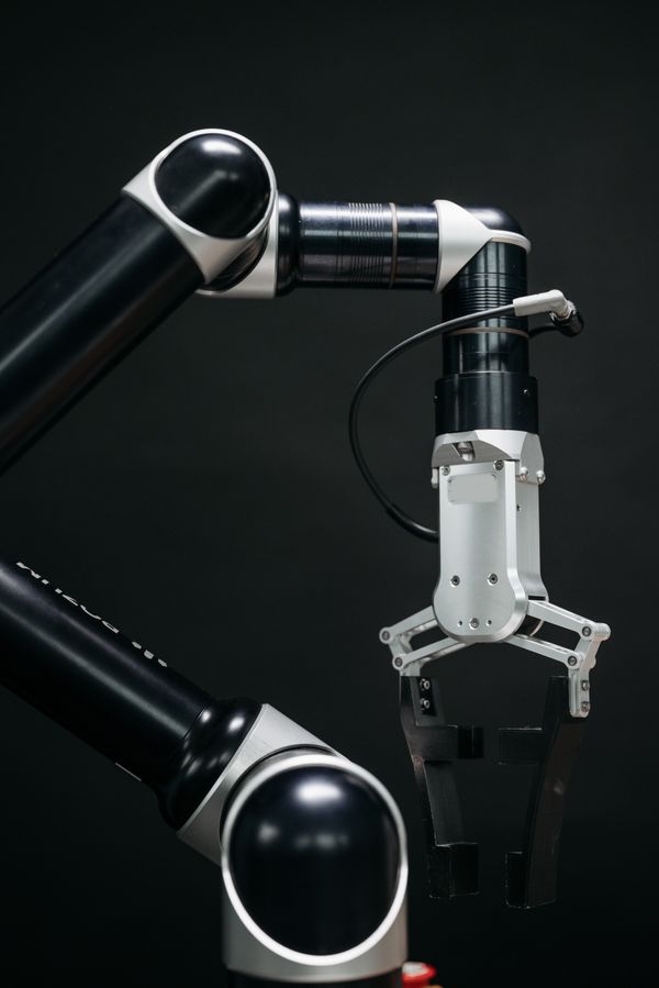 Detailed view of an industrial robotic arm — photo by Pavel Danilyuk on Pexels