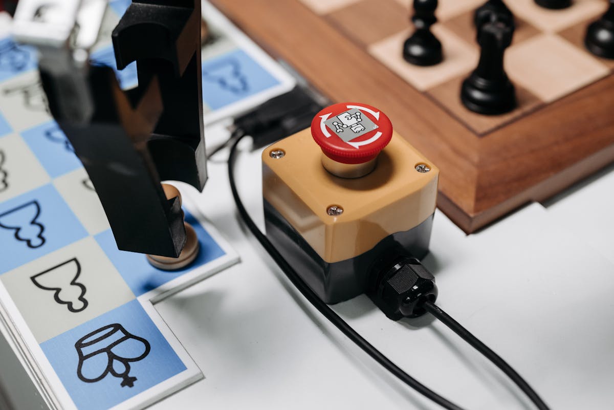 Oil Futures Take a $12 Hit Amid G7's Strategic Reserve Talks