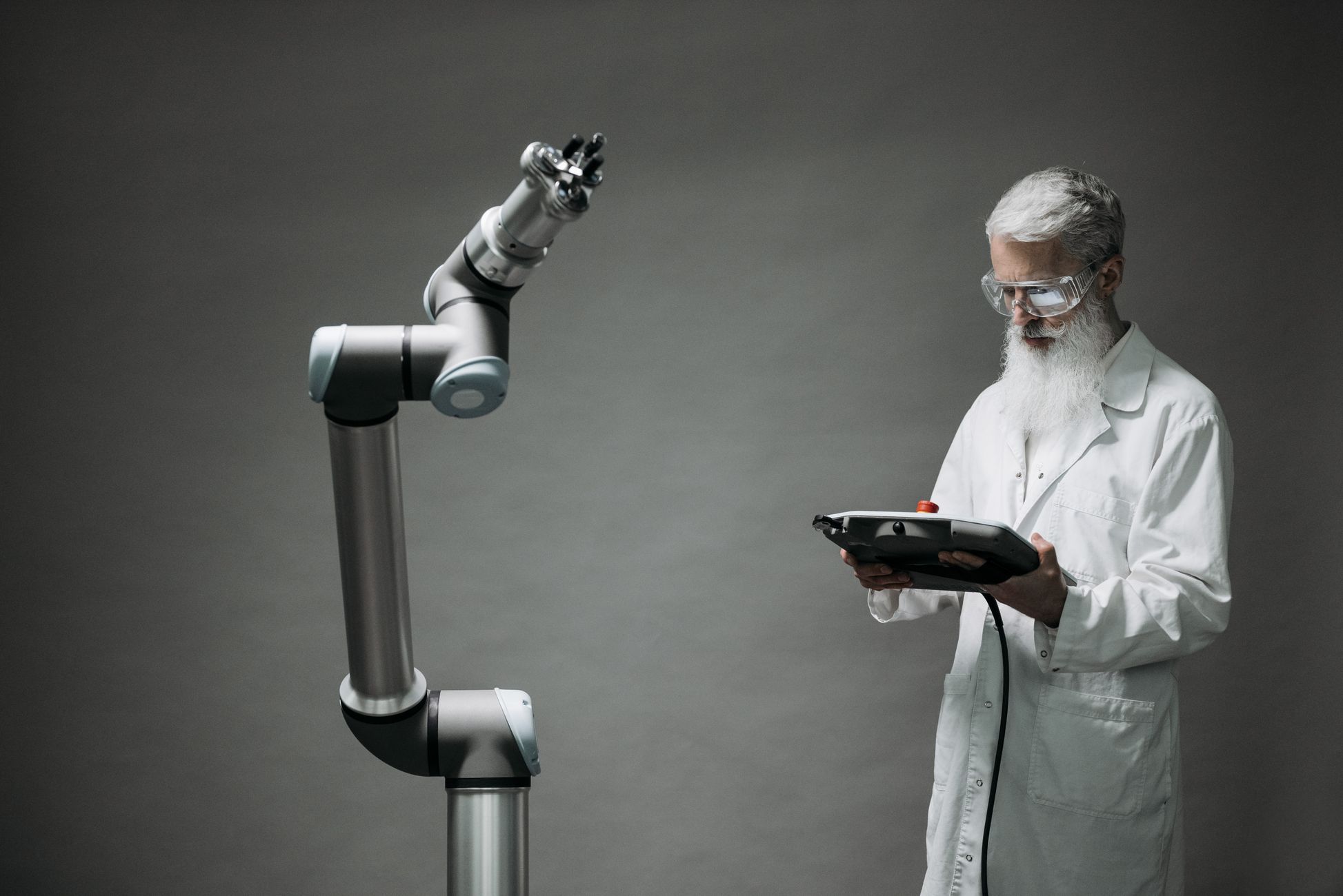 Prosus lanceert AI-tools voor bedrijven en consumenten